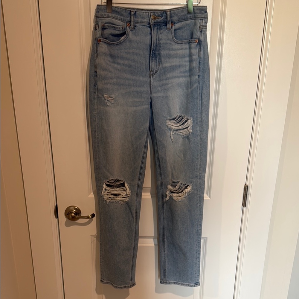 American Eagle Outfitters Light Blue Distressed Straight Leg Jeans